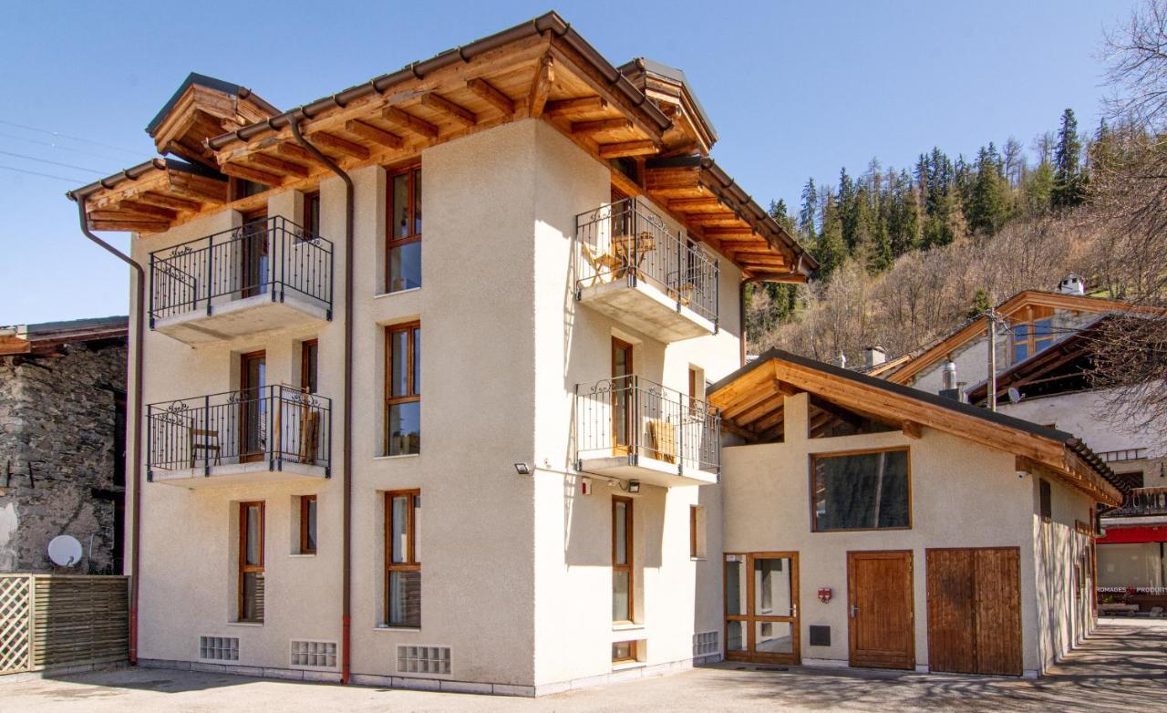 Chalet Hotel La Tarine Peisey-Nancroix Exterior photo
