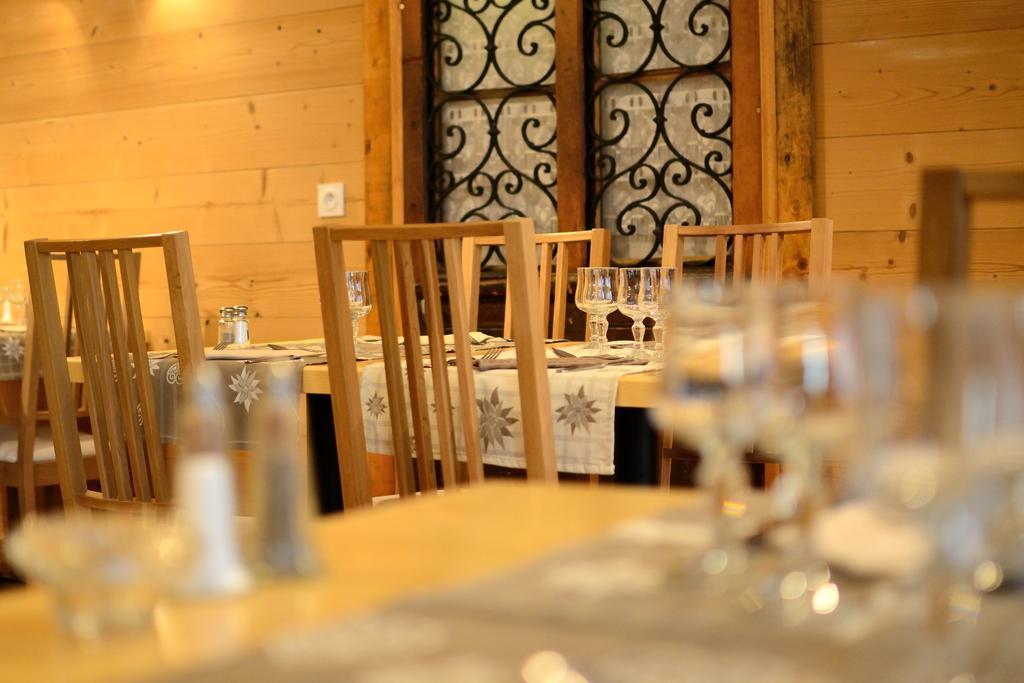 Chalet Hotel La Tarine Peisey-Nancroix Exterior photo