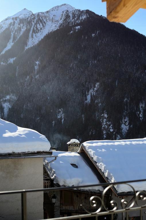 Chalet Hotel La Tarine Peisey-Nancroix Exterior photo